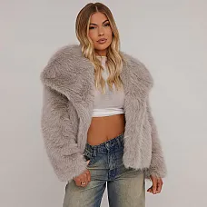 Oversized Collar Detail Cropped Jacket In Mink Faux Fur 