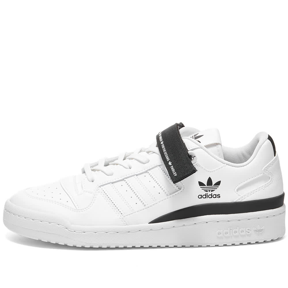 Adidas Forum Low White and White and Core Black 