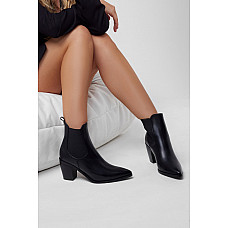 Frosty Season Heel Boots Black PU 