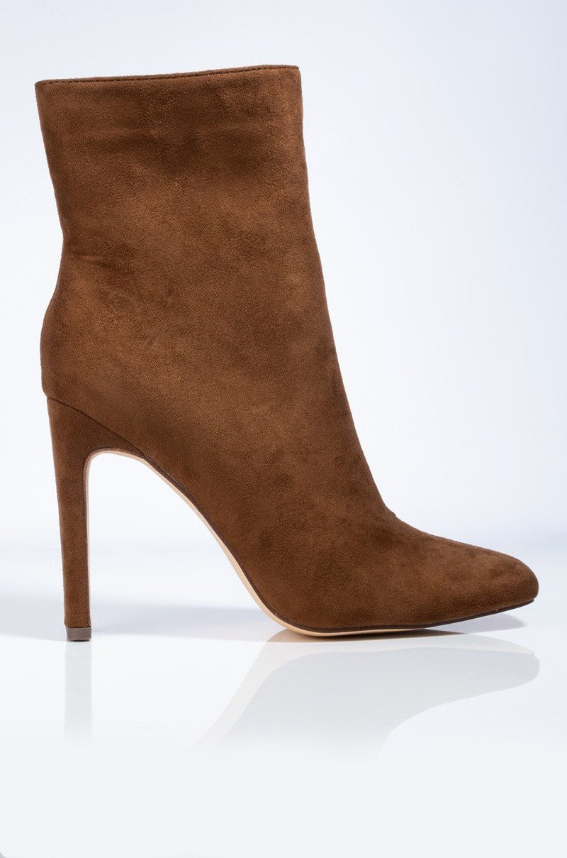 Let's Fall In Love Chunky Bootie 