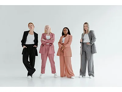 Body Type Dressing Mastery: The Science of Silhouette & Proportion for Every Figure