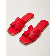 Gordy Flat Sandal