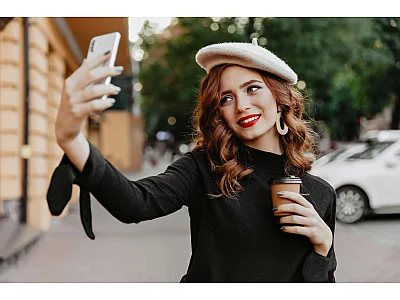 Micro-Influencer Magic: Build Authentic Audience & Brand Partnerships